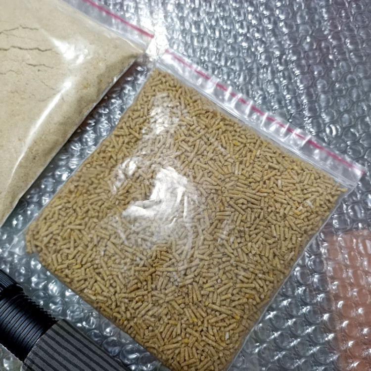 ست ماهیگیری چوب 360 سانت و چرخ 7000 چوب ساپا چرخ یوموشی نخ ماهیگیری قلاب شناور پک ماهیگیری