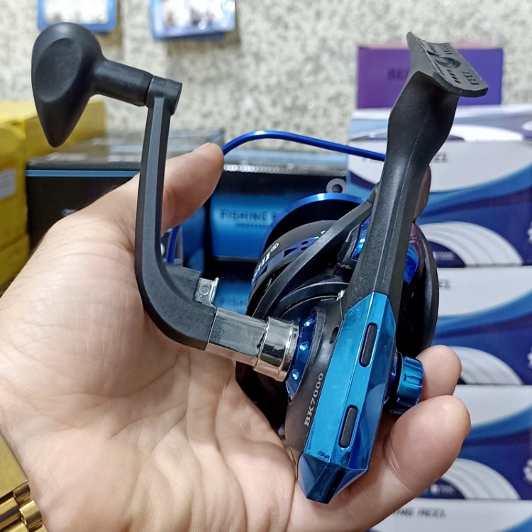 چرخ ماهیگیری 7000 برند یوموشی مدل BK7000 مناسب برای چوب ماهیگیری لنسر ماهیگیری