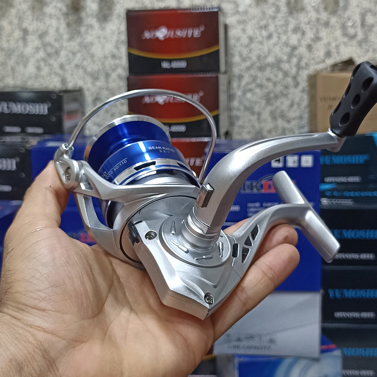 چرخ ماهیگیری 6000 برند مستر مدل AC silver 6000 مناسب برای چوب ماهیگیری لنسر ماهیگیری
